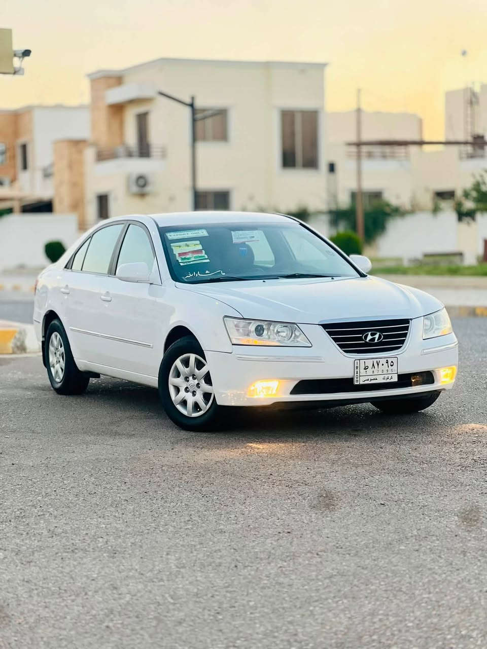السلام عليكم
سوناتا خليجي محرك 2400
موديل 2009 ابيض ثلجي 
رقم كركوك مشروع وطني 
السنويه وهزه جديد ال 2028

(السياره صبغ قطعتين + وشويه بدون دواخل بدون ضربه صبغ جماليه )
الباقي مكفول عامه 
ماشيه 180 
محرك 2400 مامفتوح بلشرط
كهربايات كلها شغاله
صدر امامي شاده جديد 
صدر خلفي شاده  جديد
كامره خلفيه
حساسات خلفيه
تبريد ثلج ❄️
تدفئه نار🔥
كهربائيات كلها شغاله 
سنتر لك 
ويل شركه بلاد 
 بلاتوث
دوشمه جديده 
داخلها جديد 
السياره بعدها على وضع الشركه 
السياره فول نضافه   
ترايها صفرر وأحله من الصور 
(السعر  105) بيها مجال 
مكاني تكريت
***********
