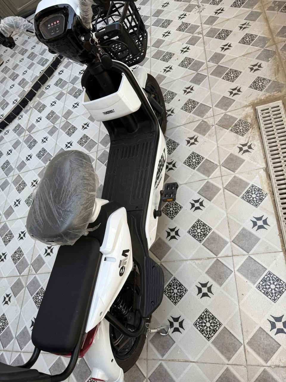 دراجة شحن للبيع 💯
4 بطاريات
3 نمر
نظافة 99% استعمال قليل كلش اقل شهر
مكاني واسط _الحي وسعر 275 وبي مجال بسيط
***********
