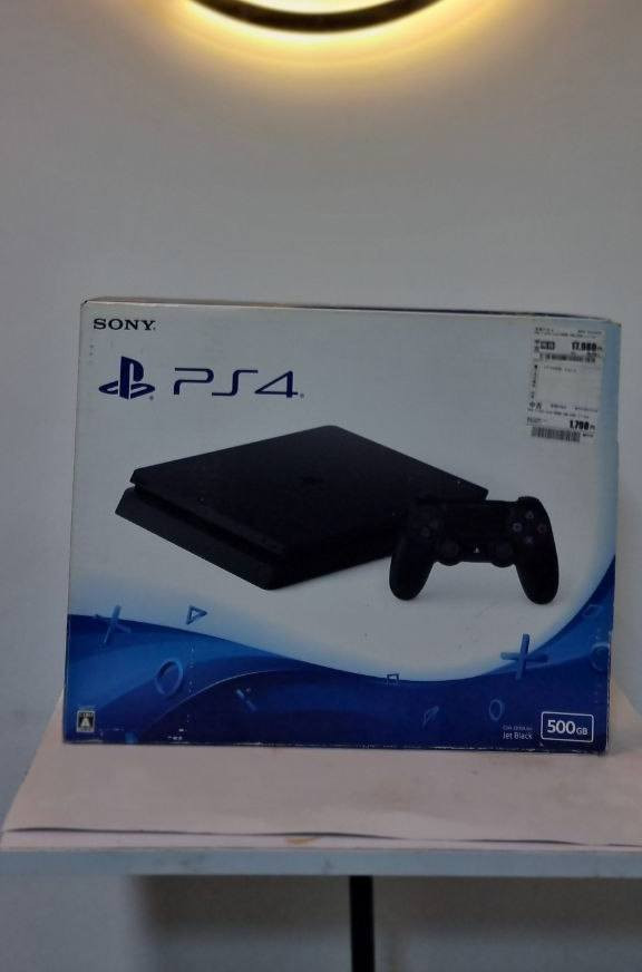 متوفر بلي ( 5 / 4 / xbox 360 ) وأقراص بلي ٤ وبلي ٥ جديدة    كما موضح في الصور ادناه 
🔴يتوفر لدينا توصيل لجميع مناطق بغداد وجميع محافظات العراق

🟡الفرع الاول 
للتواصل على رقم الواتساب  *********** 
او معرف التلكرام soma19962 

⚫️موقعنا محافظة بغداد منطقة كميرة قرب جزيرة بغداد السياحية مجاور مطعم ناي ومنفذ الشوشي

الفرع الثاني 
موقع قرب مدرسة الفلاح 
معرف التلكرام Nwrs2024
رقم الهاتف  : ***********
