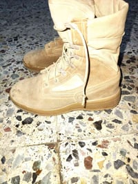 بسطال امريكي امريكي اصلي 3 طركات نضيف اخو الجديد ومعروف ال 3 طركات شيك...