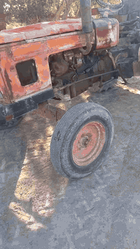 يالله خوان سلام عليكم  عنتر ٨٨  مكينه جاهزه لكراب مكينه خير من الله  رقم سنويه  وراه خرماشه ثلاثيه  سعره مناسب   لمكان لناصريه لصلاح  ***********   ،،،،***********
