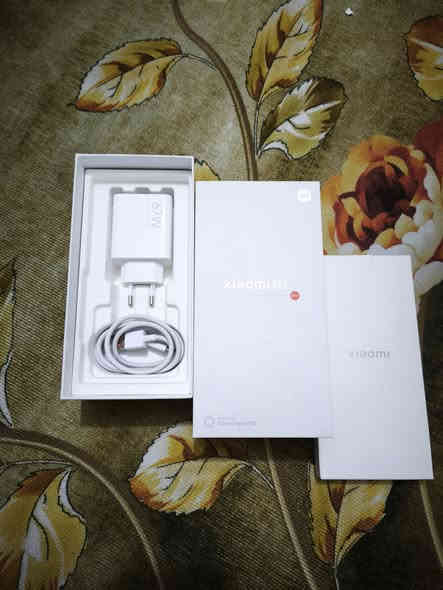 شاومي ١٥ تي ذاكرة ١٦/٥١٢
ملحقات اصلية كاملة
نظافة ١٠٠ مشحون ٣٥ مرة
السعر ٥٠٠ الف وبي مجال بسيط
مكاني بغداد الشعب
***********
