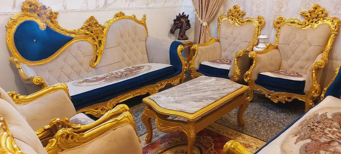 تخم زان مصري دمياطي عشر مقاعد مع طبله وسط بغداد ***********
