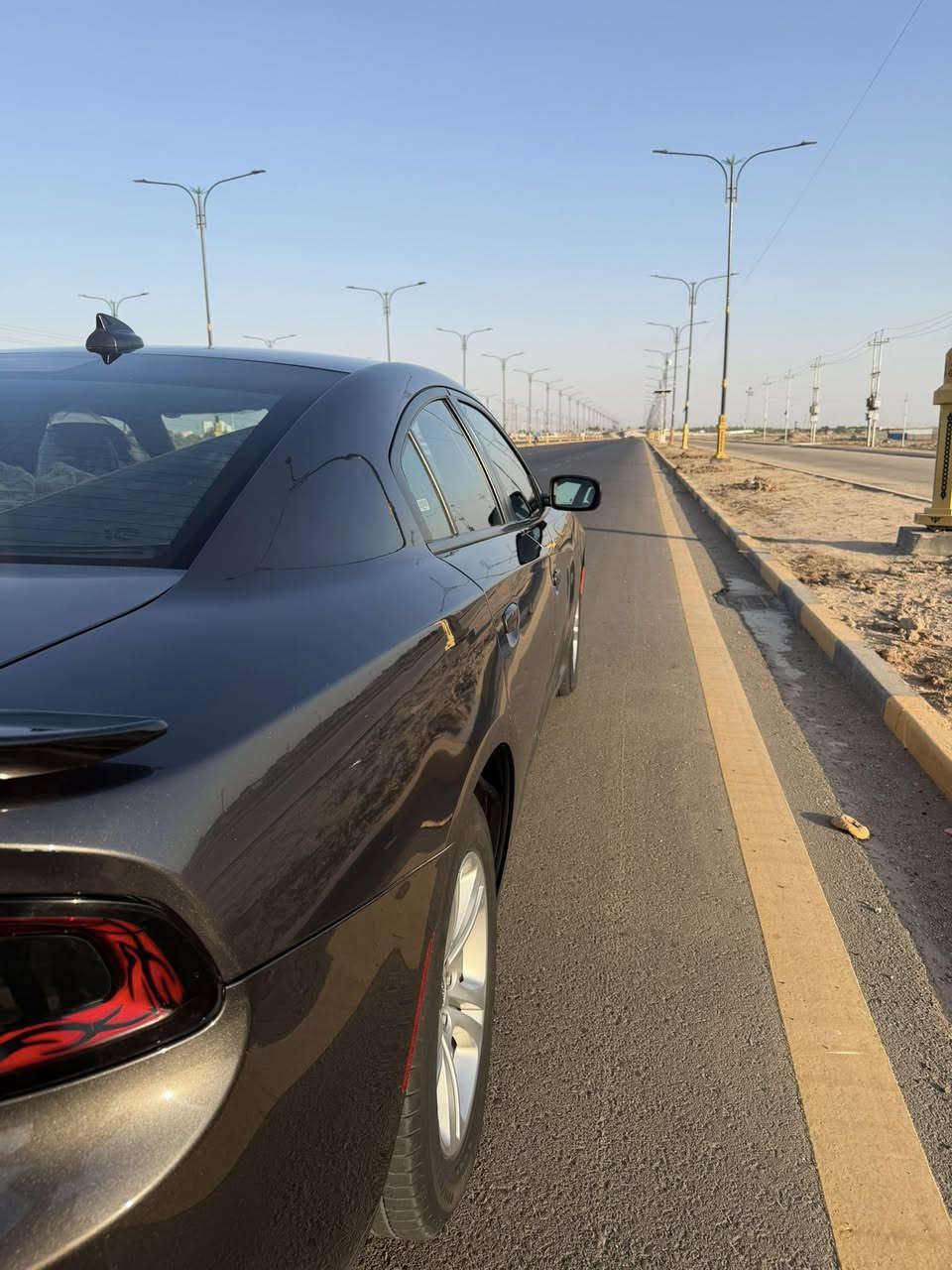 السلام عليكم
اخوان جارجر 2023 لون فيلي السياره حادثها فقط دعاميه والجاملغ الامامي من صفحه السايق كلير من امريكا مامصلح فقط كلير وبيها حالوب قليل الحادث مرفق بالصور
مواصفات sxt ماشيه 70 الف ميل  تايرات مشلن اصلي تخم جدد
سعرها 235 للاستفسار ***********
