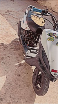 ماكس قجمه مابيه شي شغاله بس اريد ابيع كوم حديد السعر 200 موجود على الر...