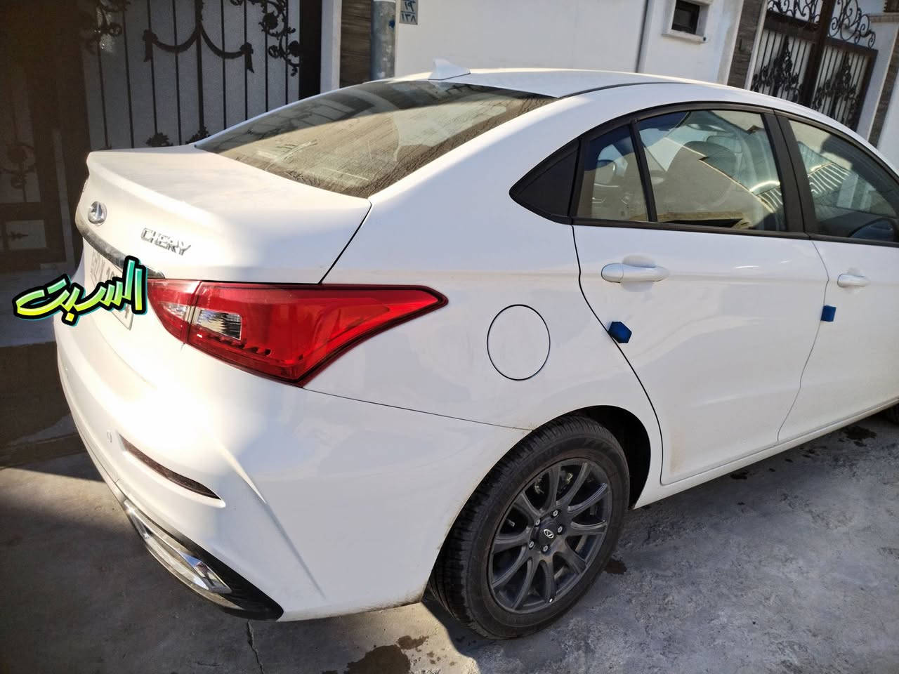 السلام عليكم
اريزو 5 موديل 2025 
السعر 110 ورقات البيع نقدا فقط  
السيارة ماشية 3900 كيلو فقط بعد الدهن ما اتبدل اول مرة السيارة بالضمان 200000 الف أو ست سنوات أيهما أقرب
المواصفات نص فول  تحكم جهتين حساسات اتو هولد هند بريك دكمة اربع دسك ويل كب لد نهاري
السيارة بعدها على الوكالة بدون اي ضرر كير مكينة شرط  فقط هناك شخط خفيف جدا بالدعامية الخلفية وموجود بالصور
للاستفسار الاتصال على الرقم ***********
