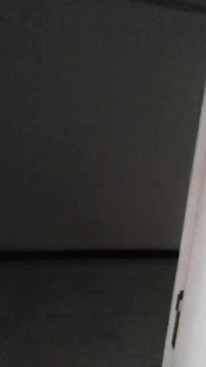 السلام عليكم شقه طابق اول لليجار الزعفرانيه شارع مجمع الطاقه مقابل المنتزه الجديد الستفسار خاص ***********
