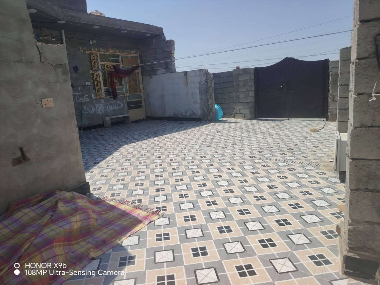 بيت لبيع /النهروان/دوانم/خلف مطعم الديوان/ خط ثاني /مساحه 250 بيه غرفتين وصاله واستقبال
ومطبخ /ترك داير البيت / صب حديث
لاتصال على رقم لاستفسار ***********
