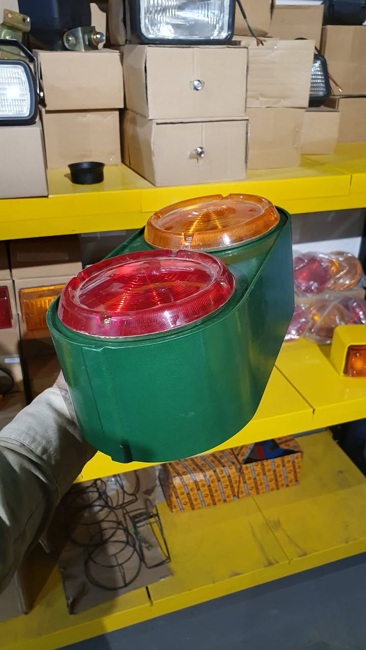 موجود قاعدات بكلايت كاوسكي مصبوغ شركة جاهز . 
اربيل صناعة شماليه قريب فاملي مول.  
*********** 
***********
