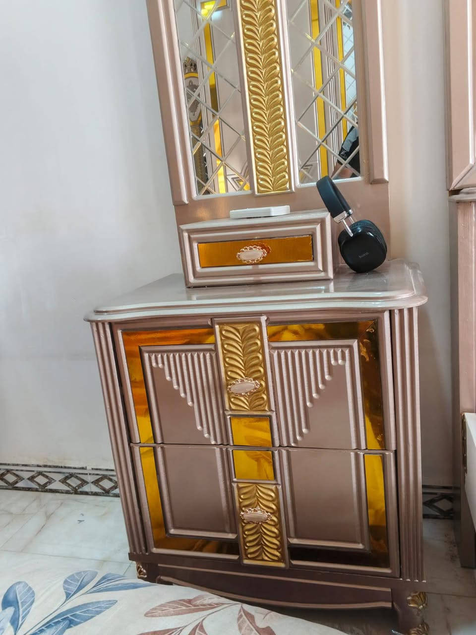 غرفه  تزكام خشب عراقي تصميم تركي جديده ***********
