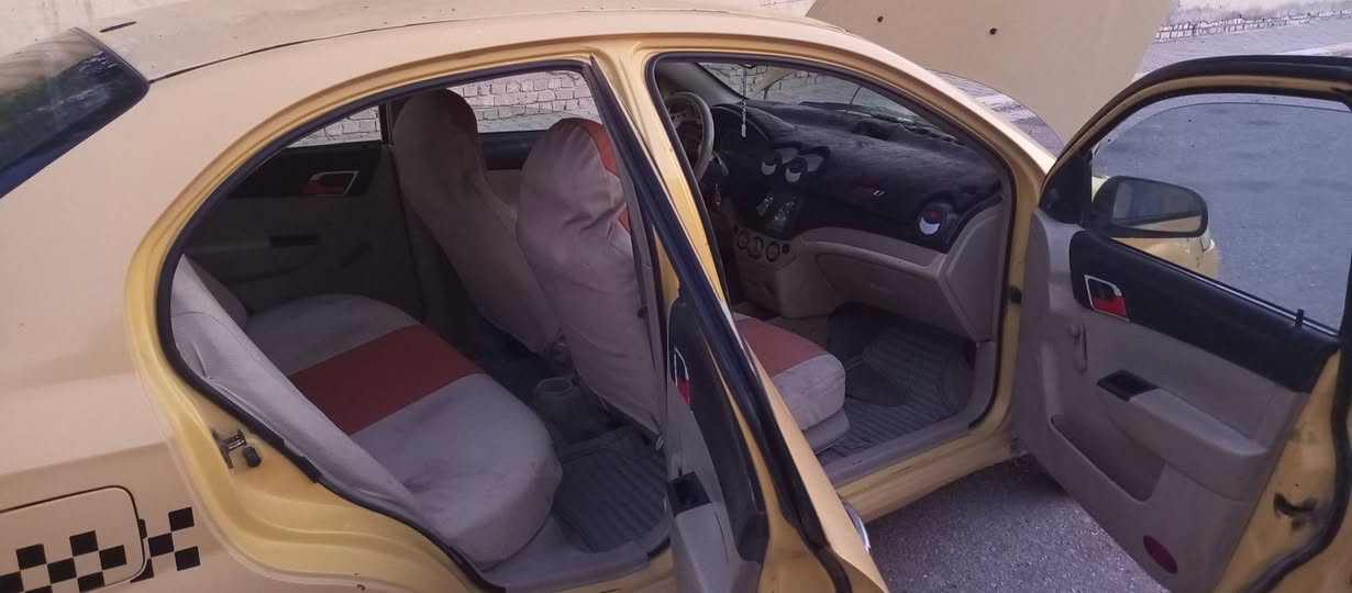 وينه اليدور رخيص وعله باب الله
رقم نجف انكليزي مكانه وراعيه نجف
 مصفره هيئه غرامه مروريه100الف فقط
مكينه مفتوح 1400قتصادي المرغوب لاستيك ولف
ارضيه جلد شاشه تاب سماعات 
كل الكهربايات شغاله لايت عالي ناصي
السياره بيه ضربه مثل ما واضح بل صوره
لا بيه كص ولا ضربه قويه خير من الله 
يرادله ترتيب اني ماعدي ارتبه 
سعره 35 وبيه مجال التفاصيل اكثر 
*********** المو شراي لا يكسر بسعر العالم
