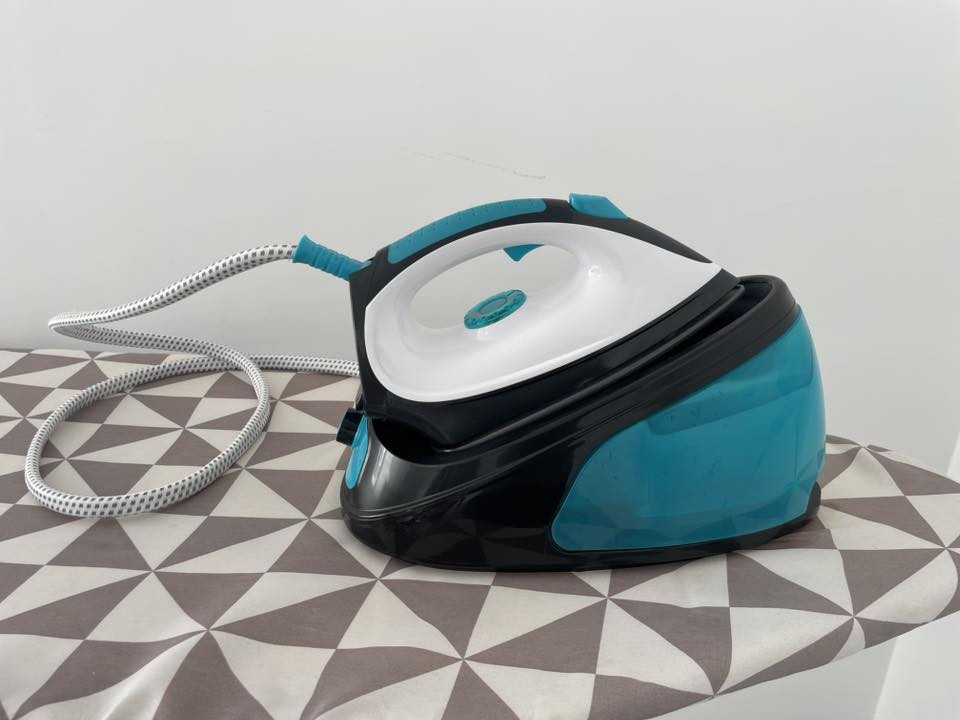 سڵاو بەڕيزان ئوتوی هەڵمی بوخاری(PIONEER)بۆ فرۆشتن بەخۆیو ژێرەکە یەوە بە لۆکی خۆی ماوەتەوە 
تەنها چەند جارێکی کەم  ئیشی  پێکراوە 
١٠٠ هەزار دیناری پێ دراوە ،،،،، بۆ فرۆشتن ٦٠ هەزارو مەعامەلە یەکی کەم،،
ژم.***********
