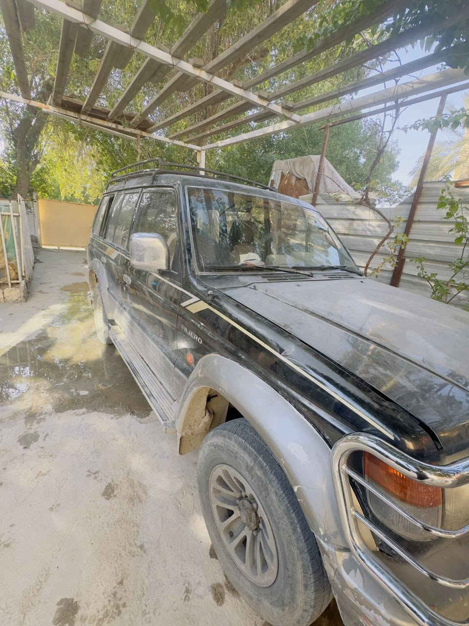 باجيرو موديل ١٩٩٢ رقم بغداد شرط التحويل مكاني بغداد الشعله *********** السعر ٢٨ وبيها مجال سياره بلاديه مكينه فيفتي كايمه والباقي بلاد كلها بلادي
