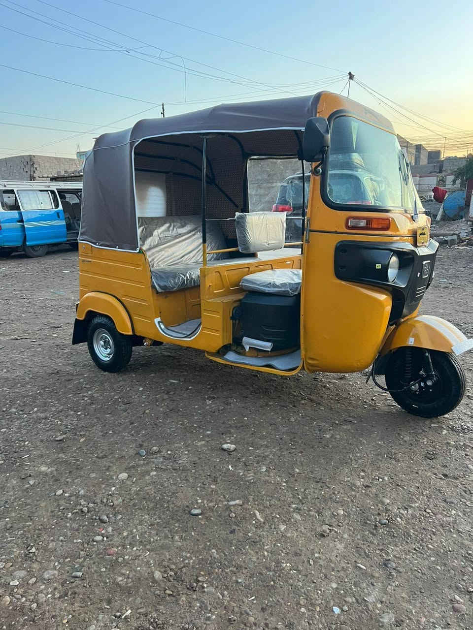 مديل 19 شهر. 10. وراق مصطفئ
بلاديه لاضربه ولاصبغ. مكينه. كهربيات كلها كامله

سعرها 4800. المكان بغداد ***********
