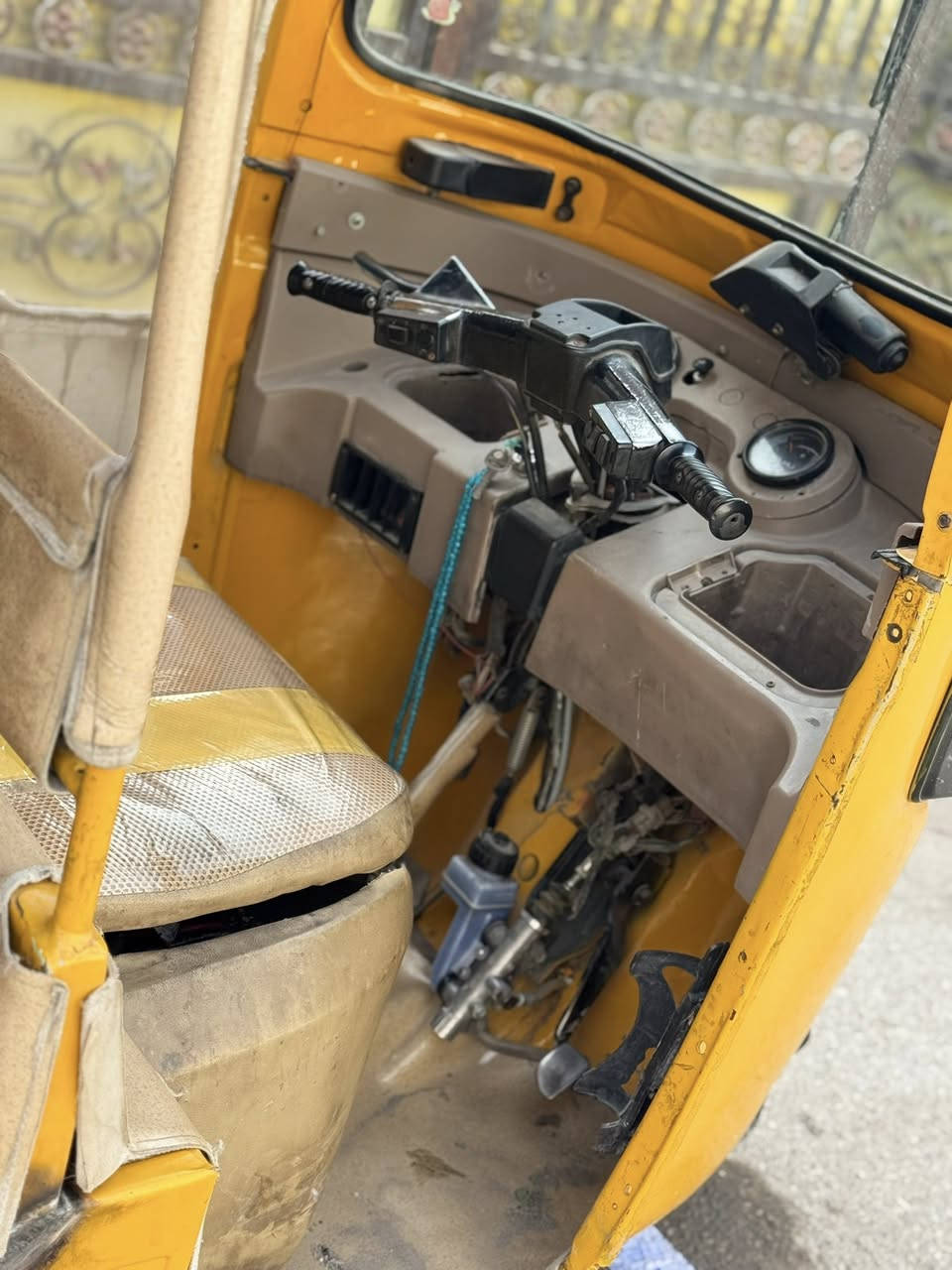 سلام عليكم تكتك مديل عشرين مرقمه رقم بغداد تكتك حلوه بيهه نوقصات شوي بيهه تخه بل لغدًتحويل ثاني يوم مكاني العبيدي السر 6مليان وبيه مجال حك الجيه ***********
