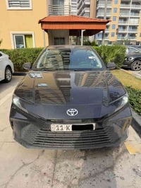 ( سعر 215 ورقه سعر مال بيع ) كامري 2025 أمريكي (( بدون ايرباك ))  حادث...