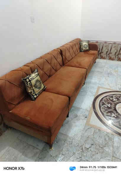 للبيع ديوان ٦ مقعد مستعمل السعر ٧٥
للاستفسار الاتصال على ***********
العنوان الإسكان الصناعي نهاية نزله الجامع
