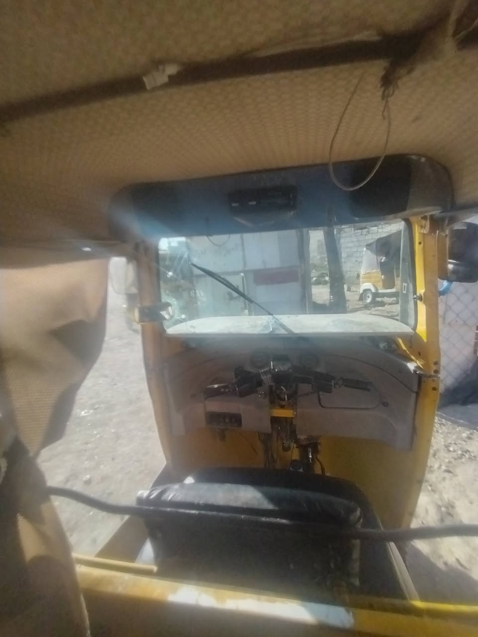 تكتك البيع مديل 218 سنويه ورقم نكليزي تكتك نضيفه خير من الله مكينه مكفوله مل جناي تكتك مجمبزه سغر 5600 وبيه مجال لشراي عنوان بعقوبه بهرز ***********
