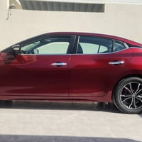NISSAN MAXIMA 2017 SV V6 3500 بدون صبغ و بدون ايرباك بس طخات بارد بسيط...