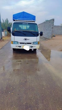 للبيع كيافونتيره موديل٢٠٠٠سياره جاهزه مابيه نقص محرك٣٠٠٠ مجفت جديد بات...