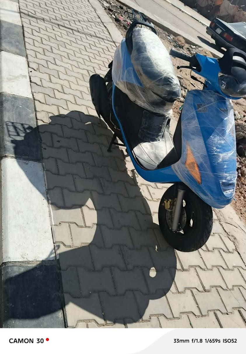 السلام عليكم فراشه صارلها شهر من طلعتها من الوكيل كلشي بيها شغال كهربائي دبلات جديده السعر ٥٥٠ بيها مجال الطيبين رقم ***********
مكاني نجف
