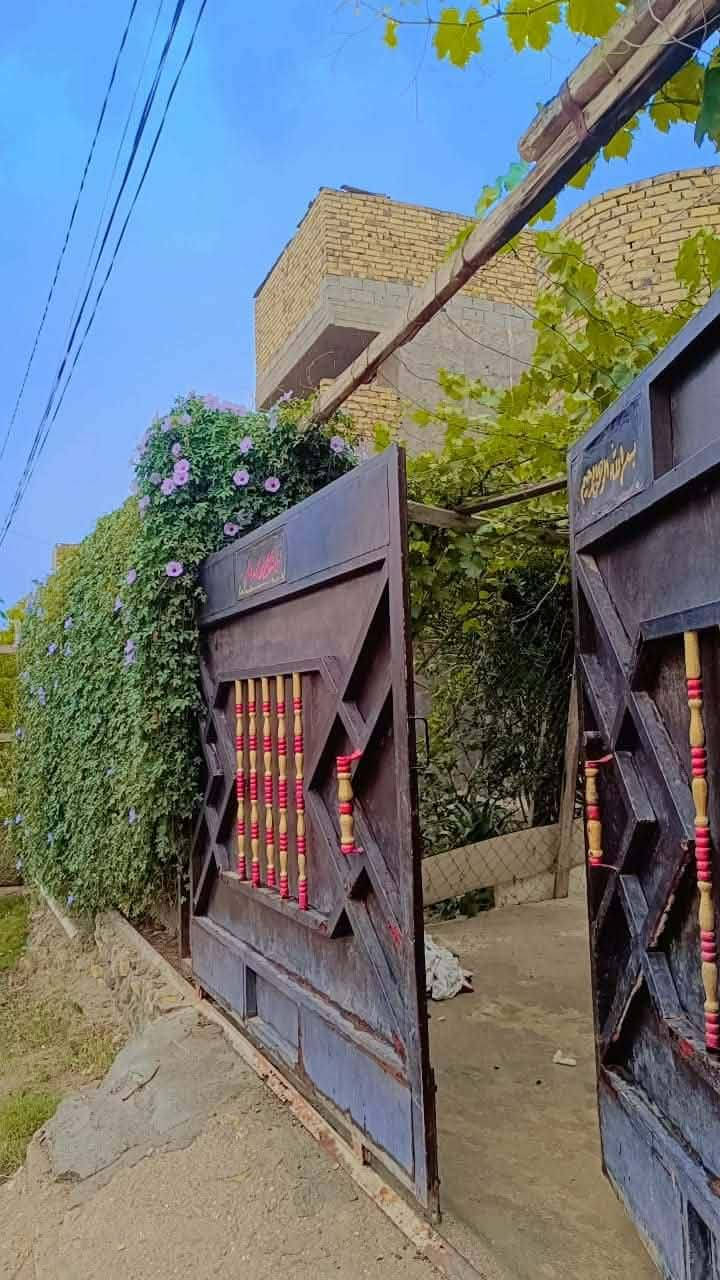 بيت للبيع طابو زراعي سند ٢٥المساحه ٢٠٠م العنوان حله مفرك عنانه سنجار يبعد عن شارع كربلاء 800 متر او شوي اكثر كامل ارضيه صب السقف صب كونكريت
متكون من غرفتين + استقبال + كلدور + مطبخ + حمامات داخلي وخارجي + غرفه في الطابق الثاني + سطح عالي
 السعر 75 وبيه مجال ***********وتساب
@إشارة
