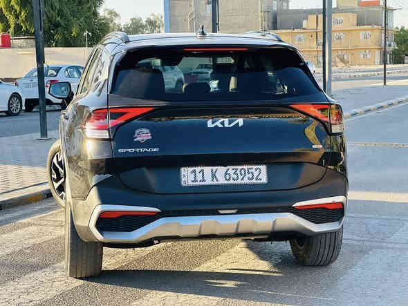 السلام عليكم 
كيا سبورتج هايبرد 2024 
فووول مواصفات بانوراما 1/1 
حجم لارج الامريكي المرغوب
سياره جديده شركة

حجم المكينه : 1600 تيربو هايبرد صاروخ ارضي 🚀 
التفويله ب 20 الف تمشي 750 كيلو ‼️
( اقوى واسرع واقتصاديه أڪــثر من البانزين )
ماشيه : 18 الف فقط  
الضرر : بدون صبغ 
جاملغ بنيد مبدلات نفس اللون اصلي 

المواصفات
1. شاشه كبيره متصل 
2. بصمه
3.بنوراما 
4.تشغيل عن بعد 
5.لايت امامي عدسات لد 
6. رادارات جانبيه
7. رادار امامي
8.فورويل AWD 
9. بكلايت لد 
10. كشنات جلد
11.هيترات بالكشنات
12. ويل كب كروم 
13.اشاير بالمري
14.كيجات دجيتل فول 
15. قطعتين تبريد 
16. تبريد بيانو لمس
17. تحكمات
18. نظام سبورت ايكو عادي ثلوج
19. توقف ذاتي
20.ايقاف ذاتي اوتو ستوب
21.حساسات خلفي امامي
22. اوتو هولد 
23. نظام منحدرات 
24. كشنات كهرباء جلد
25. شحن وايرليس 
26. شاشه 
27.قيادة آليه
28. كشافات
29. كيجات دجيتل حديث

رقم بغداد الجديد باسمي
السعر 225 ورقه وبيها مجال
***********
