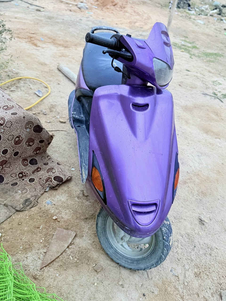 دراجه فراشه حاويه دراجه ماتعوبه عله ايدي من لمحل للبيت  شغاله  عوزه بس غسله 
سلف هندر  مكينه فول ناعمه عداد شغال كهربائيات كله شغاله اي نقص مابيه كفاله عامه اي مصلح عدك جيبه انطيك بيه تراي وين ماتريد 
شراي اتصل بيك خير ودلل 
***********
#مو شراي لاتعلق تمام 
#عنوان حيدريه خان النص عمود ٦١٣
