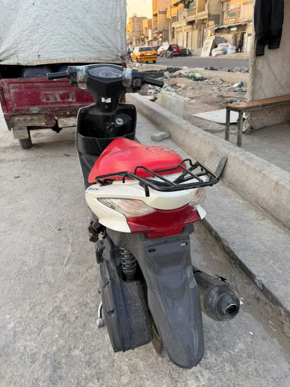 ادرس نضيفه البيع مكينه برقي ما مفتوح بيها التصال***********
