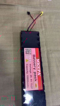 بطارية ليثيوم • أصلي اوروبي • دراجات وسكوترات