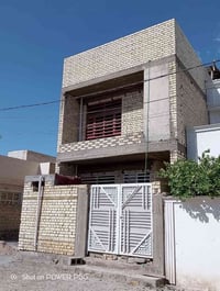 بيت للبيع طابو صرف المساحه ١١٠ متر الواجهه ٥ ونص والنزال ٢٠ بناء حديث ...