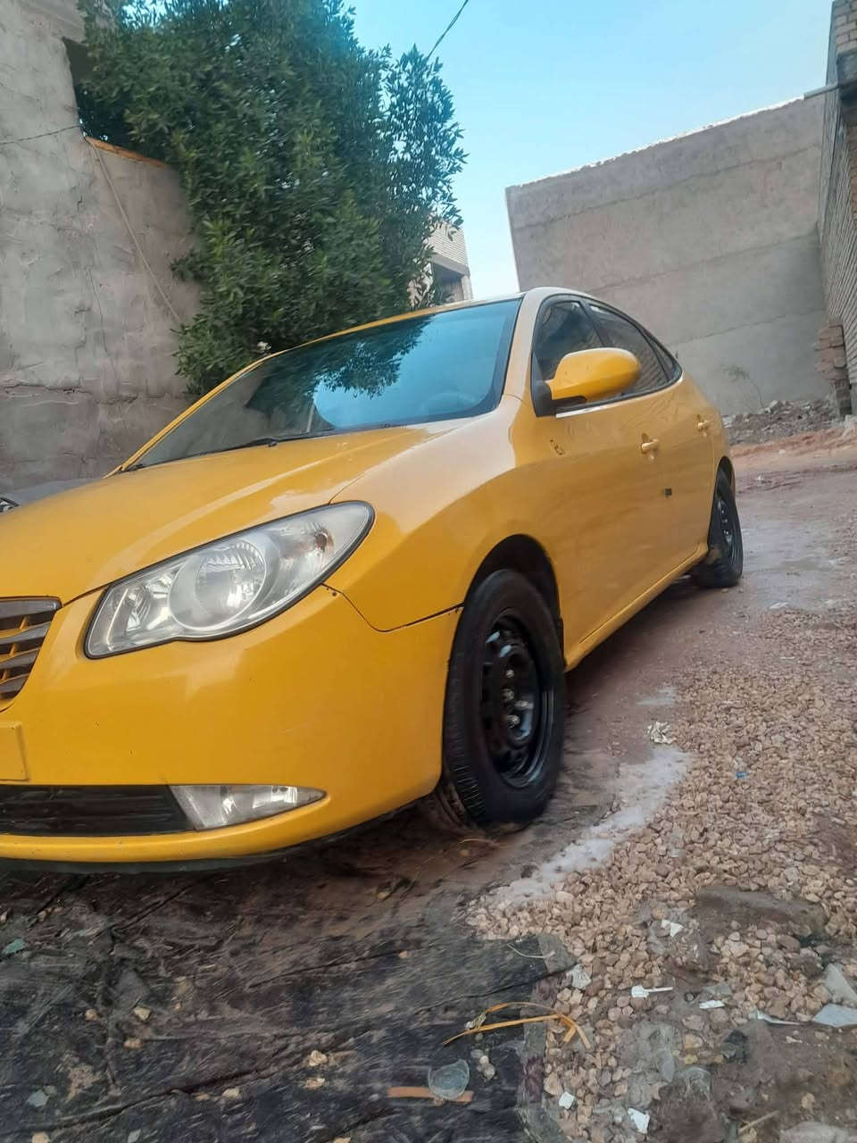 سلام عليكم النترا للبيع 2008 وارد امريكي محرك 2000 دكشن عالي سنويه  2028 محرك كير خير من لله.بيه 3 قطع بدون دواخل بدون تبديل  رقم بغداد  بسمنا تحويل مباشر مشروع وطني سياره جاهزه سعر 87 بيه مجال قليل مكان سياره كربلاء رقم الهاتف ***********
