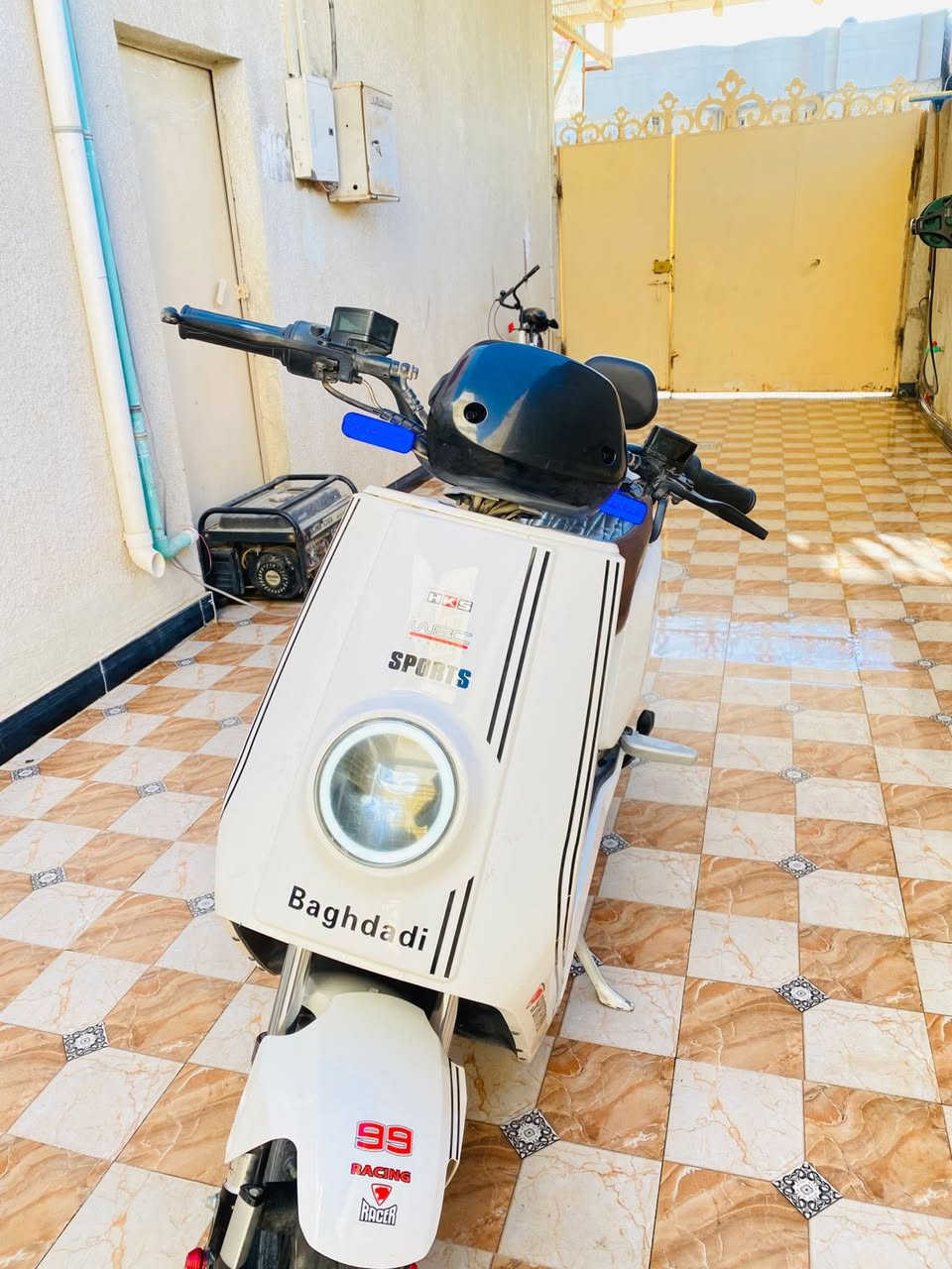 السلام عليكم عندي دراجه البيع أسم دراجه كاسة جديده عندي وصل  سعرها مليون ٦٠٠وبيه مجال
***********
