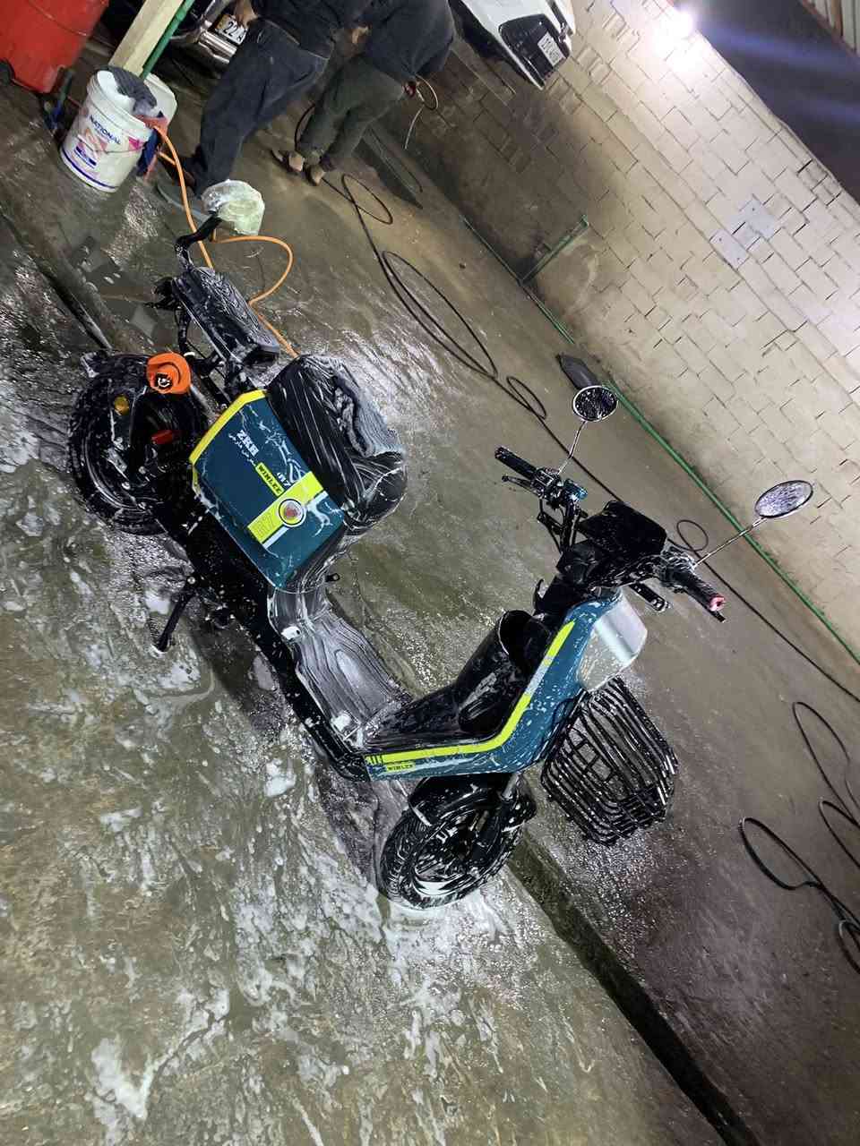 عليكم دراجه ار 7شركت والوينلي بطاريات جدد كلهن يقرن 12دراجه صار بيهه شويه عواج بل ماشه سوتهه وصارت عدله دراجه خير من الله حلوه نضيفه صالهه سبوع طابكه ما جئ طلع بيهه غراضه كامله بصمه٢سعر خاص او تواصل عل وتساب***********
