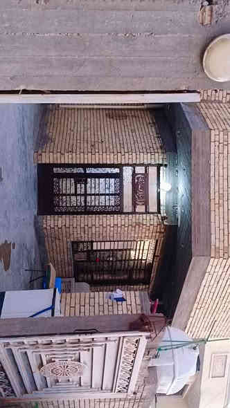 سلام عليكم مرخصت الادمن بيت للبيع
سند 25 مساحه 200 متر قاطين بناء حديث 2023 البيت موجه 

بعد اركن بيتين دور صحه ثانيه الزعفرانية يعني نهايت الوليد

عل يمنه  السعر عتلفون مكلف بنشر صاحب البيت 

***********
