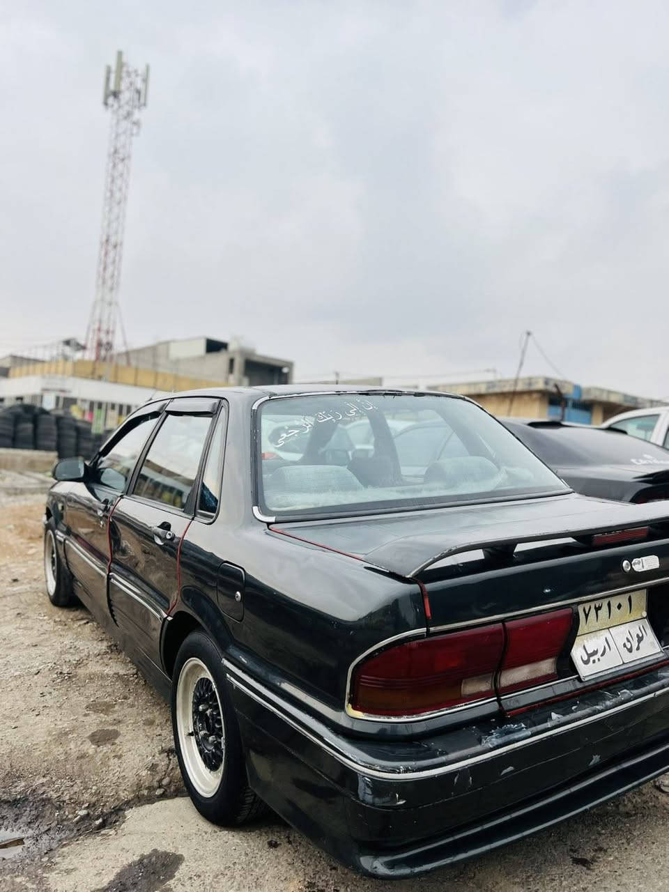 گلان مۆدیل ١٩٩٢ فول سلایت گێر حادی بێ لێدران سەیارەیکی جوان و خاوێن بێ کیشە سحری ٣٥ وەرەقەو معامەلە 
رەقەم مۆبایل *********** أربيل, العراق
