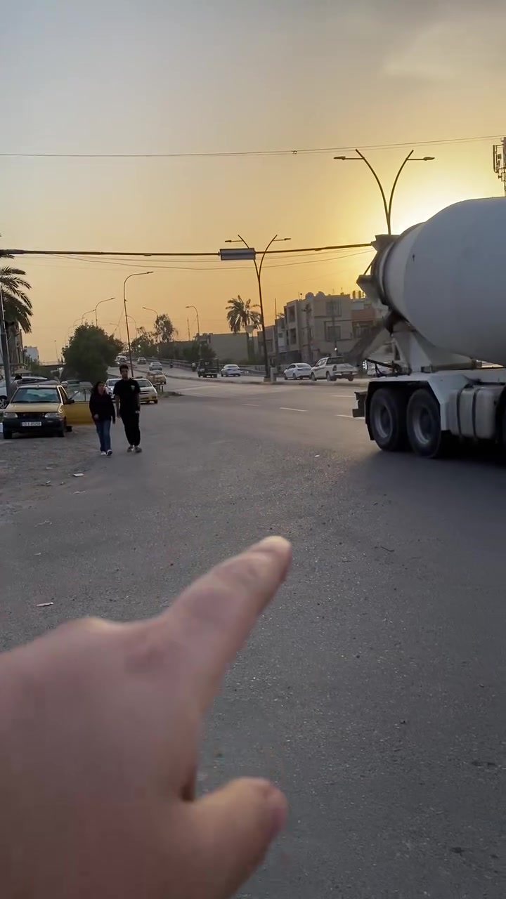 قطعة ارض للبيع مساحة 220 متر قطع من دار صليخ نزلة الجسر ال 400 للاستفسار يرجى الاتصال على الرقم ***********

