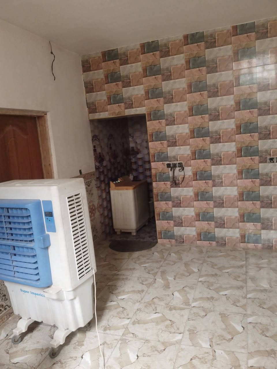دارمساحه 250واجهه12500سند25بسمي للبيع او مراوس مشتمل كلشي بسعره موقع الدار جبيريه3 شارع ا نوار الكعبه خلف التجاري مباشرتاا الاتصال***********

