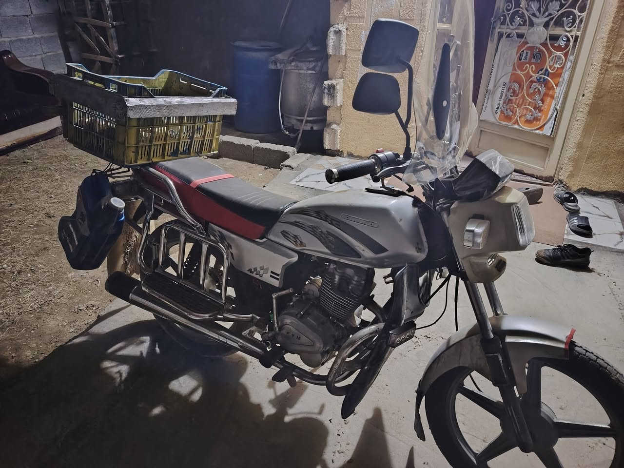 سلام عليكم دراجه فيومه نضيفه سعر 400 عنوان كربلاء براهيمه رقم ***********
