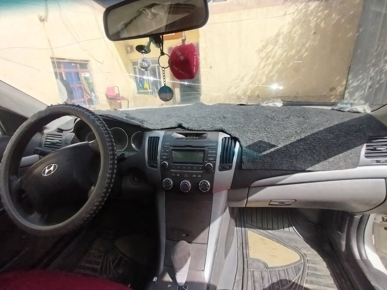 سوناته موديل عشره جاهزه تخم تايرات نظيف تبريد  رقم  دولي. بسمي  سنويه لحد سنه ٣٠  سياره جاهزه من كلشي.  رقم  ذي قار ***********
