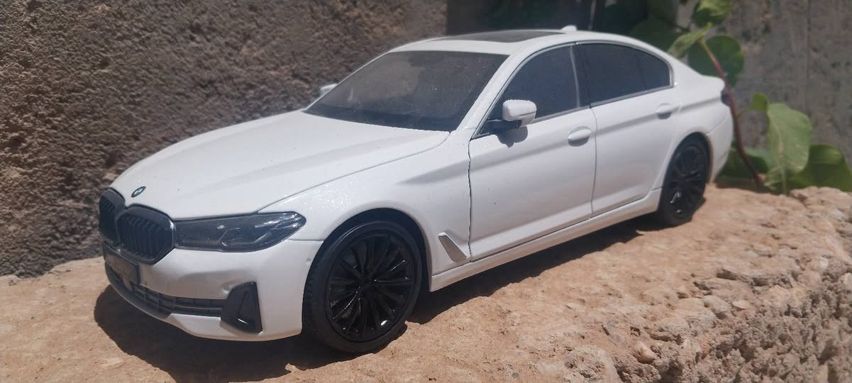 السلام عليكم ❤️ 💥 ❤️ 
BMW 530 
حجم 1:18  اي استفسار ع خاص ❤️ 💥 ❤️ 💥


**إذا كنت صاحب هذا الإعلان وتريد حذفه لأي سبب، رجاءا أرسل رسالة إلى الدعم الفني**