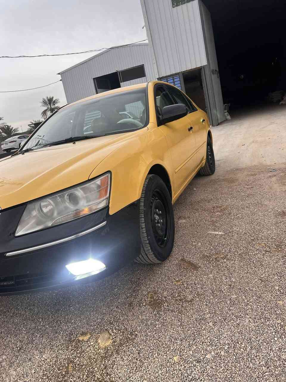 سوناتا٢٠٠٩وارد أمريكي  تخم تاير جديد حداده جديد كير مكينه جديده مكينه ٢٤٠٠تدفئه تبريد شغاله رقم سنويه جديد هيئه وغرامات مصفره سنويه باسمي تحويل مباشر دوشمه جديده السياره حلوه وجاهزه مابيها أي نقص رقم الهاتف ***********مكان السيارة واسط الحفريه
