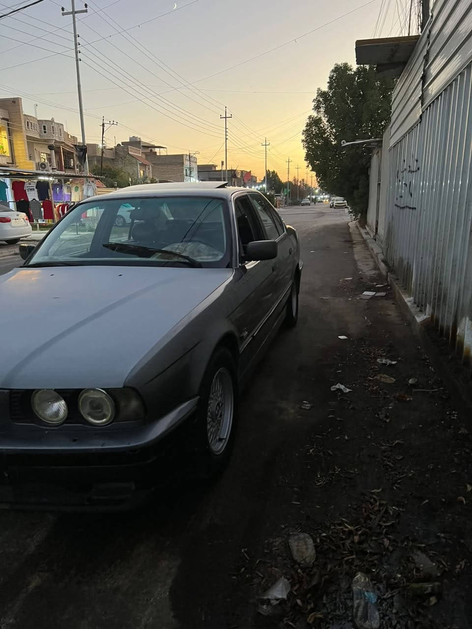 السلام عليكم BMW535 للبيع او مراوس حسب القناعة السيارة نضيفة نقصها ايرفلو للاستفسار اتصل *********** 
***********
مكاني بغداد حي العامل
