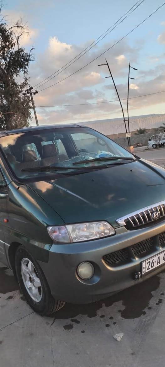 بعد السلام ستاركس 8راكب موديل 2000  رقم الماني لا 2027 تصقط السنويه وتحويل مباشره بيه صبغ الباب اليم السايق مال جناي سياره كير محرك شرط صدر فول الفول تواير جديد الباقي الاتصال بنا *********** مكان الحويجة السعر 60 وبيه مجال شي بسيط المو شراي يعبر المنشور رجان ادمن وافق
