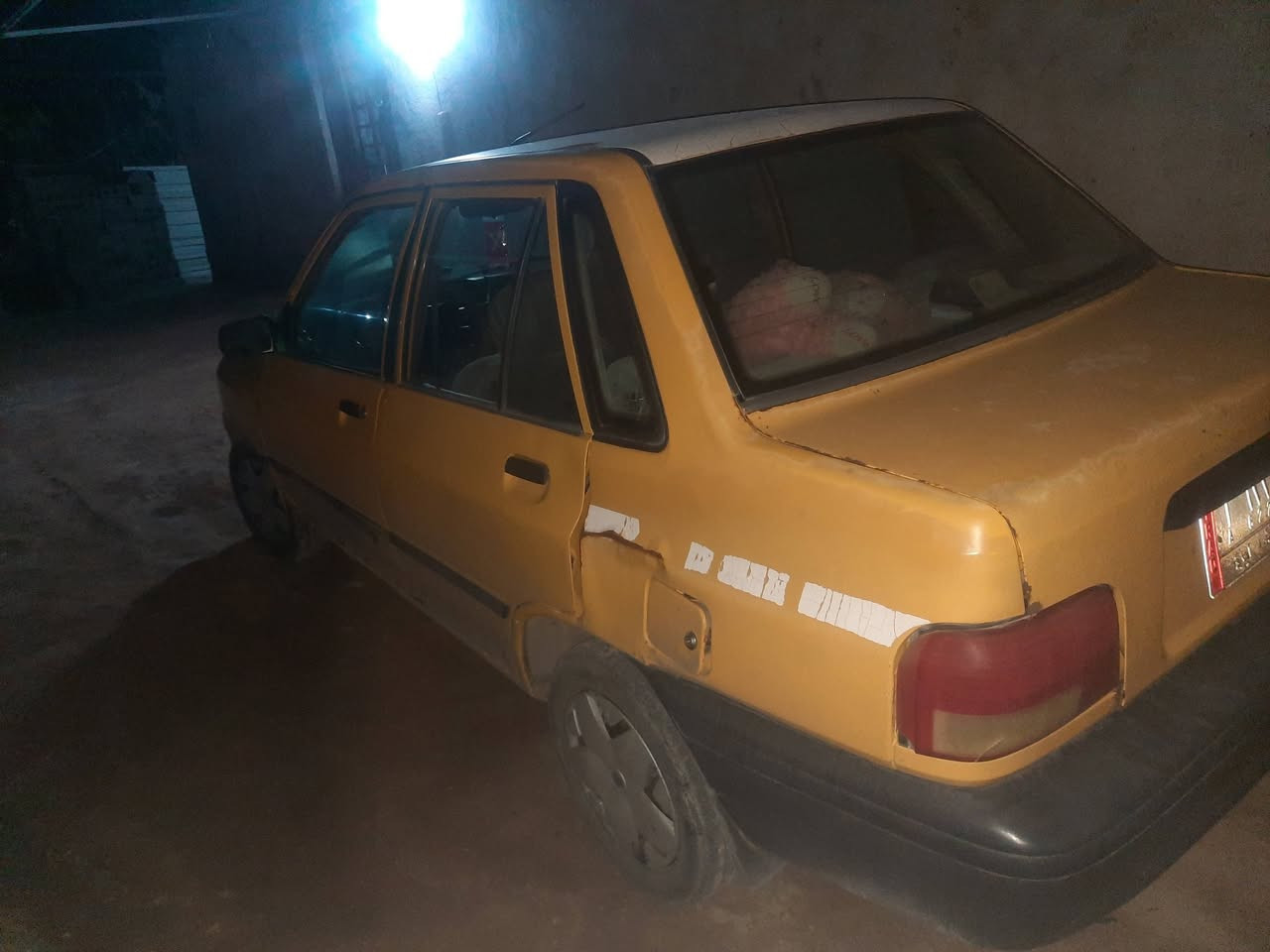 السلام عليكم موجود 
سايبا . 

اللون . اصفر 

الموديل . ١١

كير محرك جدد

خياسات بيها السياره

شواصي زينات 

شرط المداور

راعيها يريد مداور بعد شهر 

المكان كربلاء الحسينيه 
السعر ١٩ وبيها مجال 
للأستفسار الأتصال على 

***********
