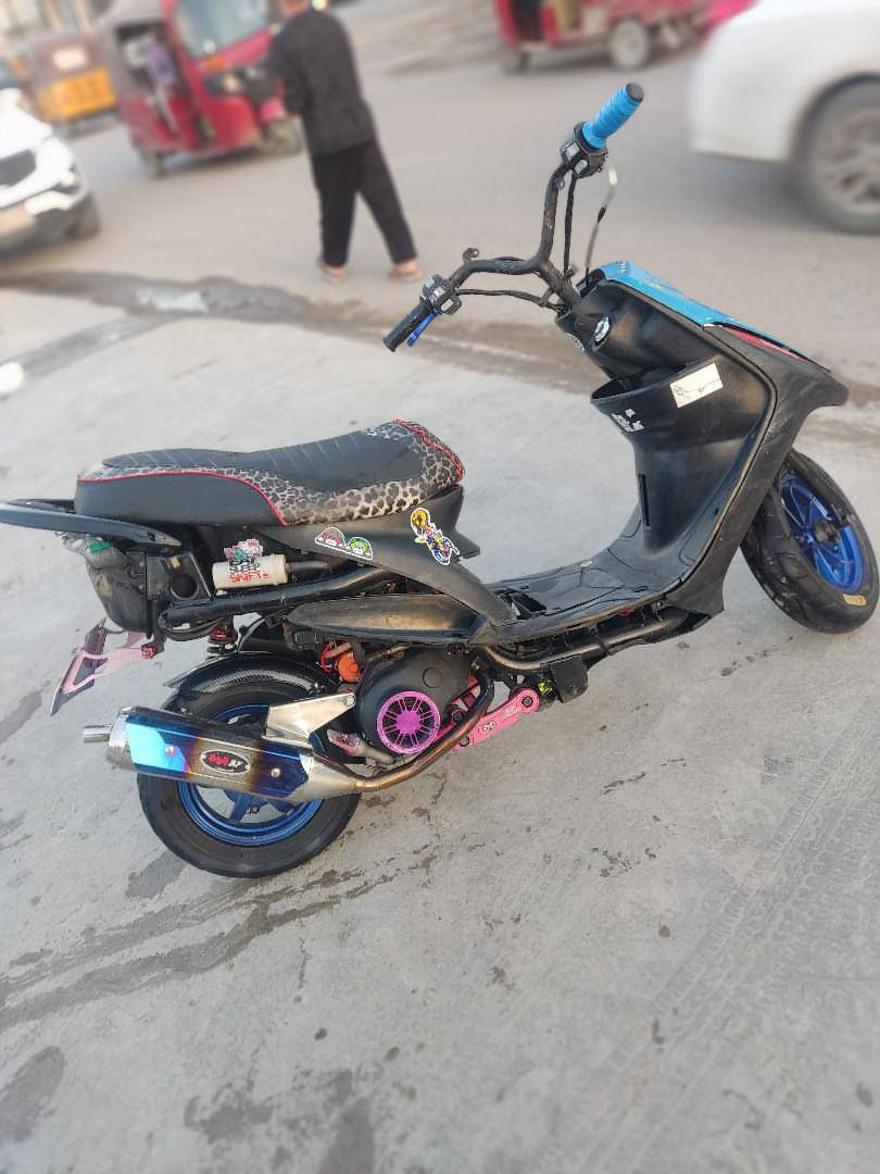 سلام عليكم دراجة ماكس  للبيع دراجة حلو ونضيفة دراجة ٥٥ بيهة صالنصة صجمية قبق افلاوين رياضي شيال رياضي واقية  طين كاربون اويالة رياضيي قاعدة رقم وردية ماكن زعفرانية دور   الشرطة *********** سعر الدراجة ٣٥٠
