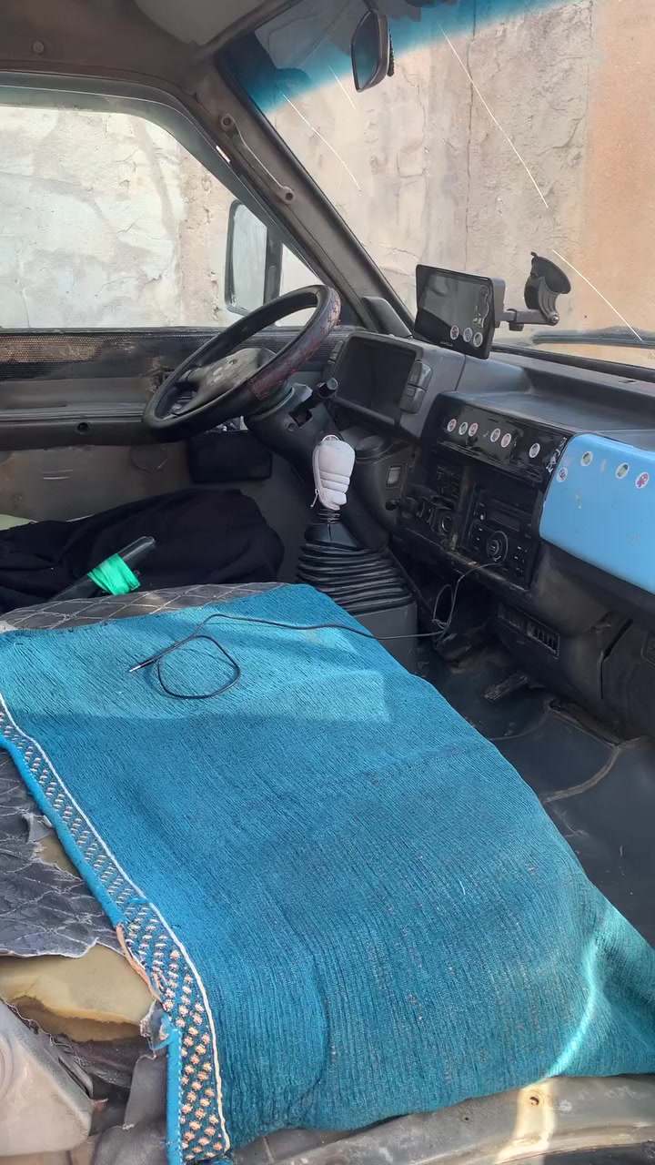 السلام عليكم للبيع موديل ٩٥  سنويه نهايه ٢٦ مكفوله من كلشي من ضربه ومن صبغ  بلاديه   كهربائيات شغالات محرك كير اكسن مكفولات سياره متصرف عليه الف سياره ناعمه  ***********   ابو غريب الحصوه سعره ٤٥
