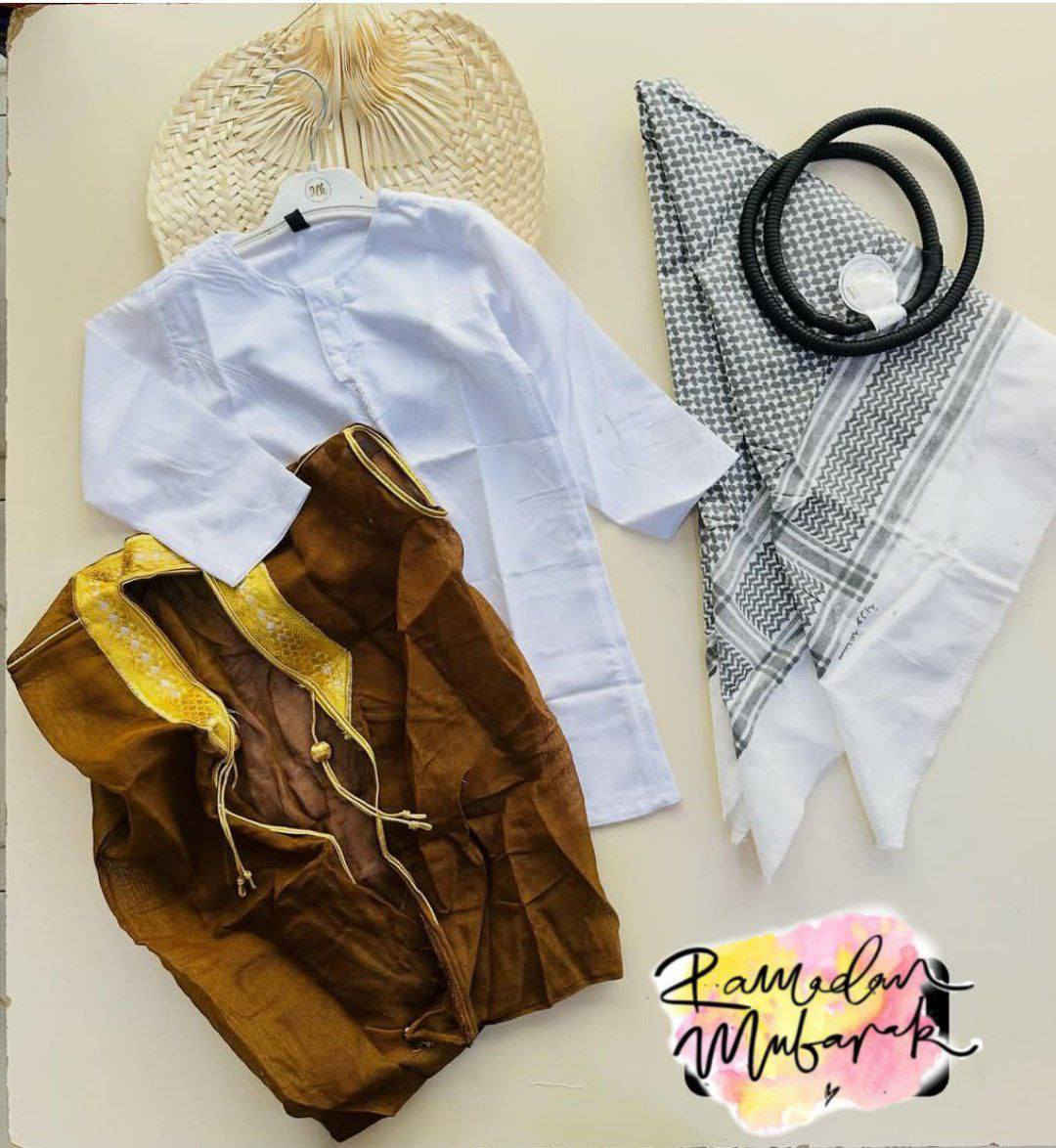 ملابس اطفال ولادي درجة أولى جميع الأعمار للحجز مراسلة الصفحه ***********
