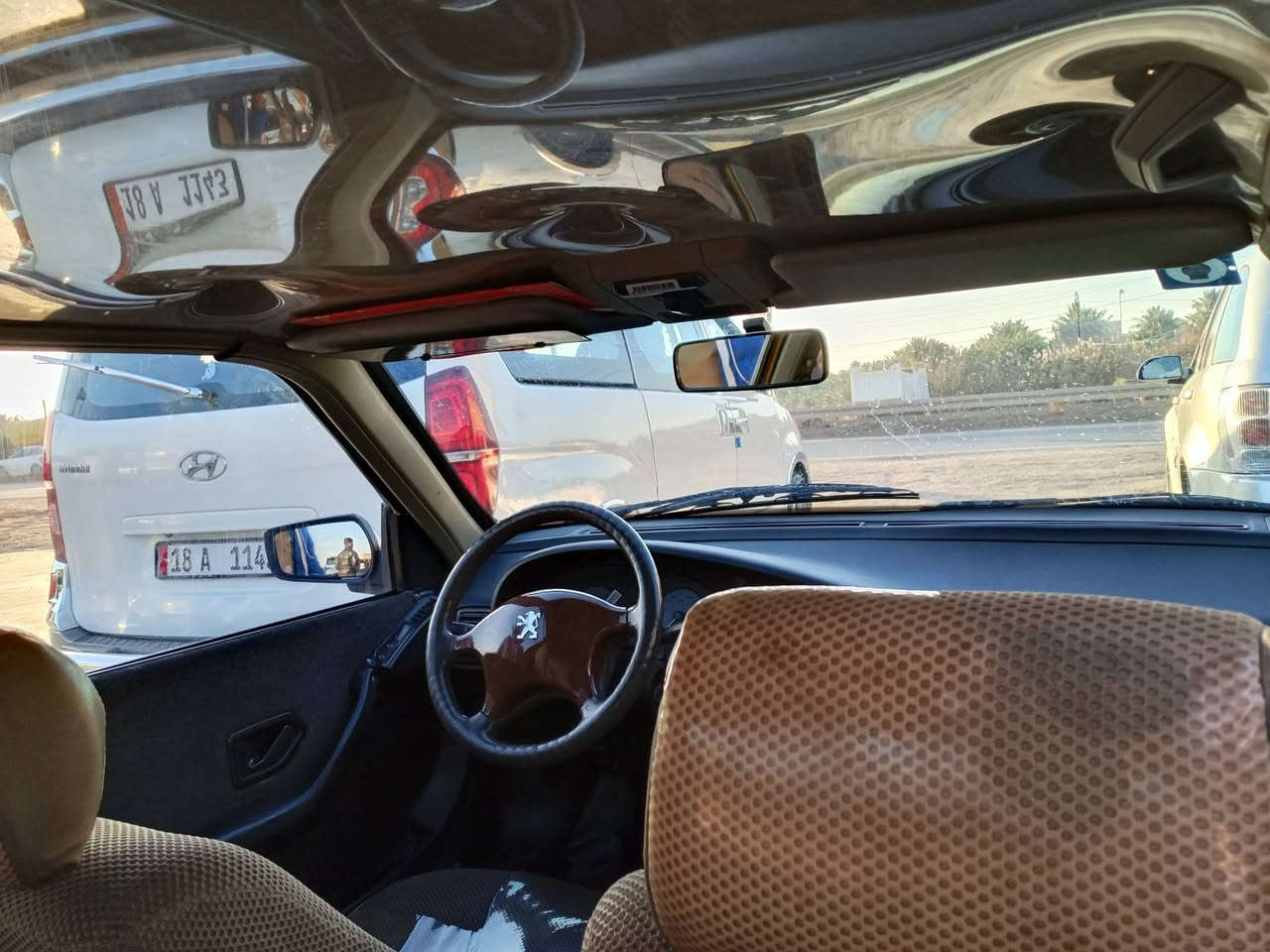 السلام عليكم
بيجو بارص موديل 2015
بدون ضربه بدون صبغ بيهه بارد بلجاملغ الخلفي رقم بغداد انكليزي باسمي كير ومكينه خير من الله شاشه وكامره خلفيه حداديه تخم تاير اليوم دخلت هزه سعر 45 وبيهه مجال مكاني ديوانيه  دغاره 
للتواصل ***********
