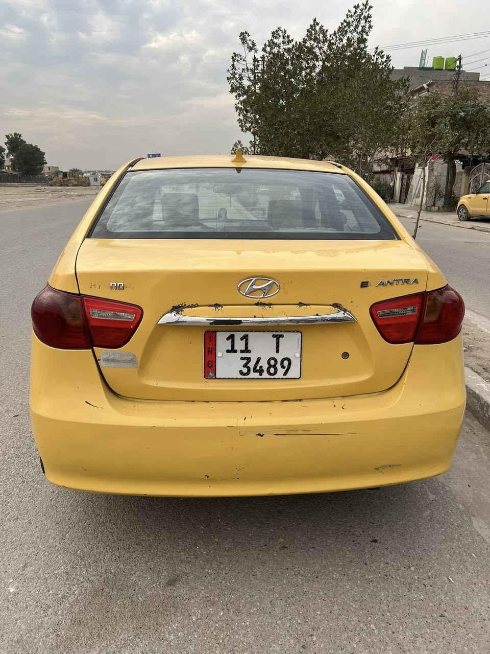 السلام عليكم 

الانتره وارد امريكي 2010

بيها منضومه غاز 

مكينه 2000 صارلها 7 شديته بيها وصل 
 مكفوله هي والكير
تبريد منضومه كامله هيه ورديترات 
مسوي ادامه
غرفته مرتبه مدوشمه جلد
سياره يحتاجله حداديه نص عمر والباقي نعمه

حادثه بدوسه بين الجاملغ وباب السايق
فقط
وهنا بيها طخات بسيطه لا لغد لا شاصي لا حوض 
ع شرط تجي وتشوف 
 
بأسمي تحويل مباشر 
مكان بغداد العبيدي 
سعرها 94 وبيها 
***********
